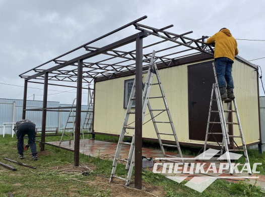 Навес из профнастила к дому №31 - фото 1267